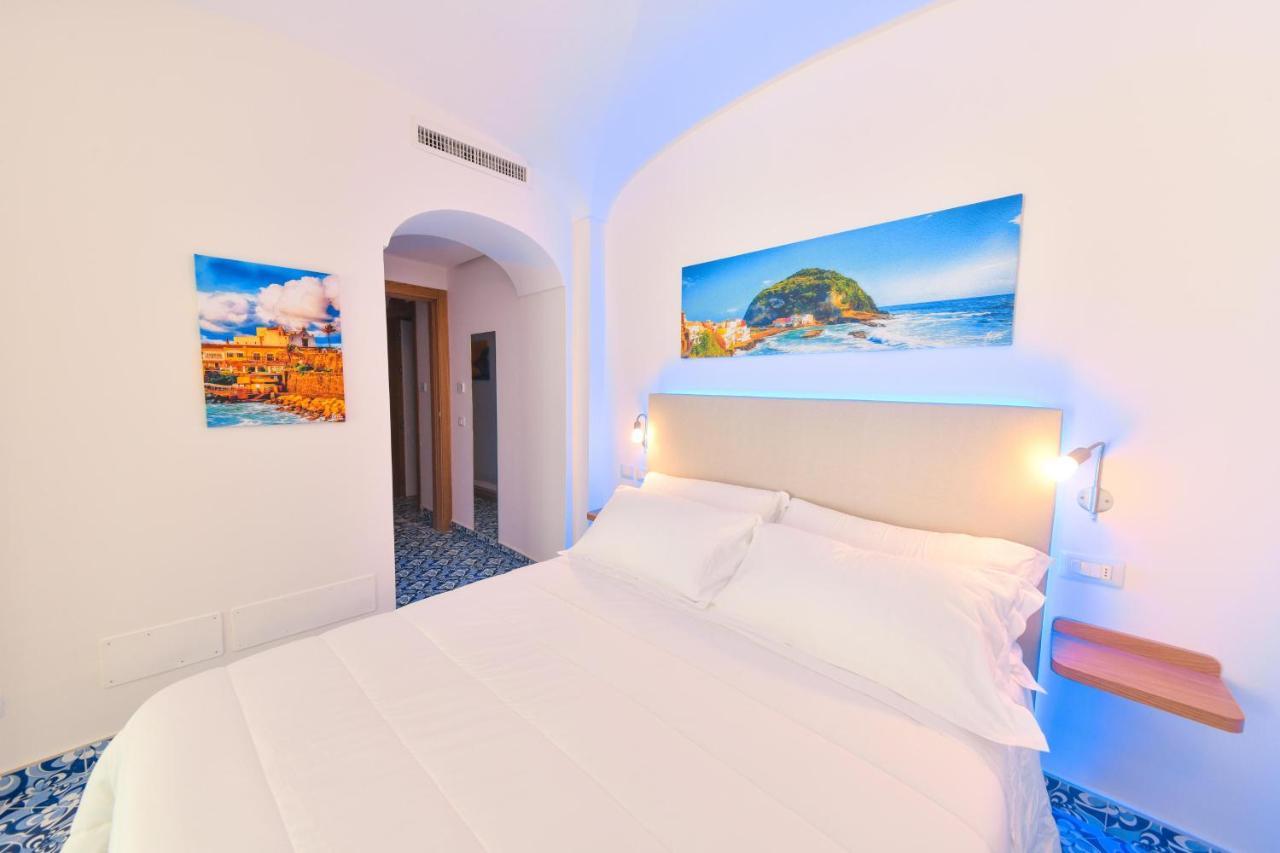 Ischia Mavilan Luxury Apartments エクステリア 写真