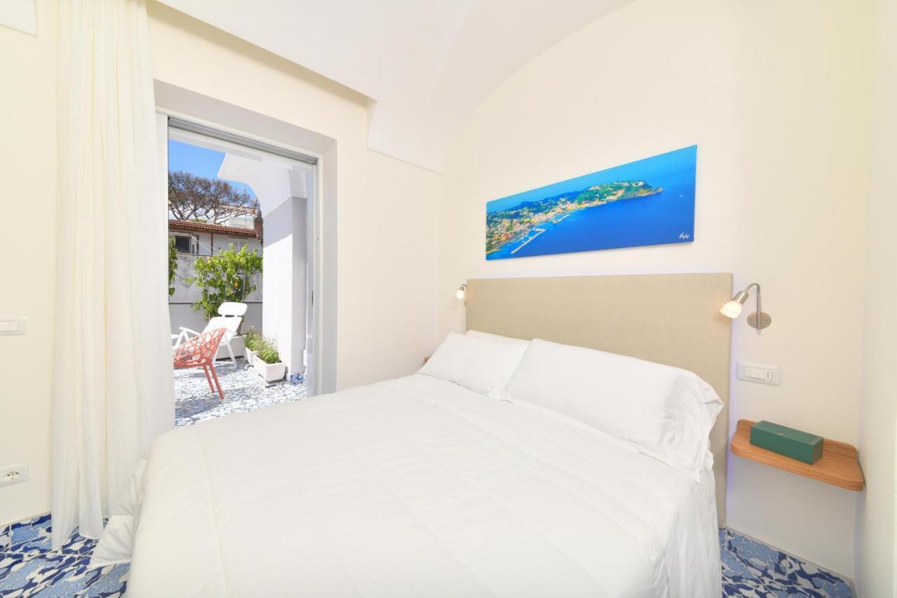 Ischia Mavilan Luxury Apartments エクステリア 写真